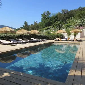 Hotel Tricoli Avec Piscine
